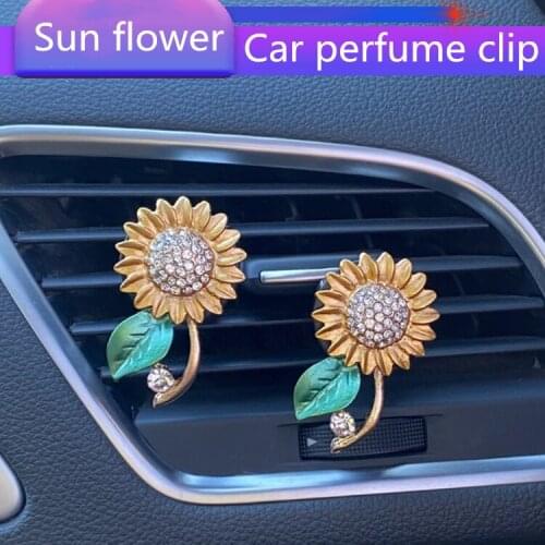New alloy sunflower car perfume decorative clip exquisite sunflower car air conditioner air outlet aromatherapy