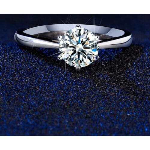 Micro-inlaid six claws Style Moissanite Ring，Real 925 Sterling Silver ，Gift Jewelry for Women，Simple style Anniversary Ring