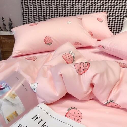 New 4Pcs/Set Fashion Strawberry Bed Sheet Cotton Cute Pink Kawaii Girl Bedding Set Duvet Cover Bed Sheet And Pillowcases