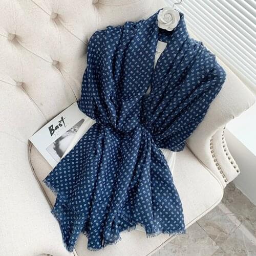 2021 Brand Autumn winter women beach quality shawl cotton scarf lady fashion scarves bandana pashmina wrap hijab muffler