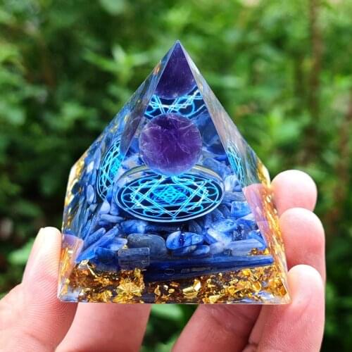 Natural Crystal Orgonite Pyramid Healing Reiki Chakra Stones Amethyst Energy Orgone Pyramide For Meditation Reiki Balancing