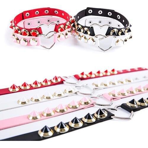 Harajuku Chocker Sexy Heart Rivets Necklace Goth Punk Chokers Gothic Choker Necklace for Women Hip Hop Bondage Cosplay Jewelry
