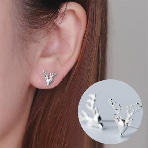 Oly2u Lucky Antler Deer Stud Earrings for Women Christmas Student Graduation Gift Fashion Animal Earings