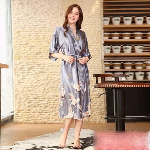 Womens Satin Wedding Kimono Bride Long Robe Nightgown Sexy Slips Sleepwear Nightgown Nightdress Lady Bathrobe Gown Negligee