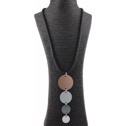 Black Rubber Multi Color Round Pendant Necklace Women Gift Jewelry for Winter Office Lady
