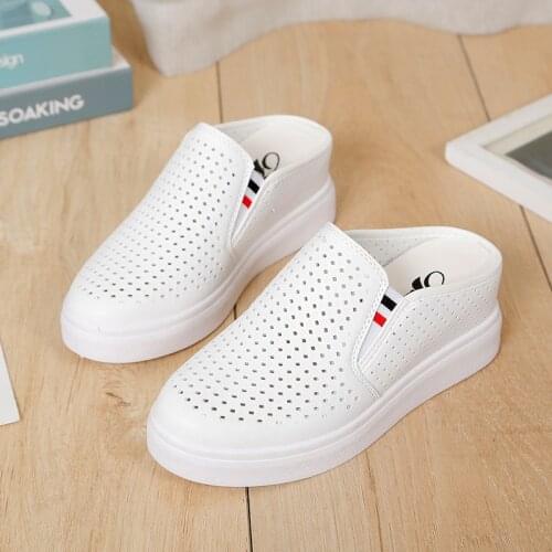 Loafers High-Heeled Shoes Lady Cover Toe Ladies' Slippers Platform Med Slipers Women Luxury Slides 2020 Designer Fretwork Flat