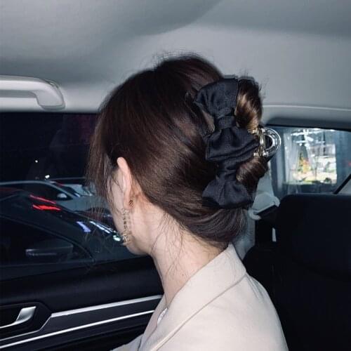 Korean bowknot Catch clip temperament cross plastic hair scratched back of the head shark clip hair accessories, female