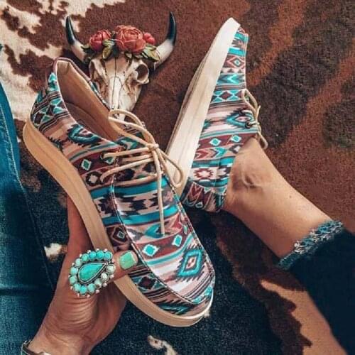 2021 New Casual Fashion Color Matching Geometric Pattern Comfortable Flat-bottom Lace-up Sneakers
