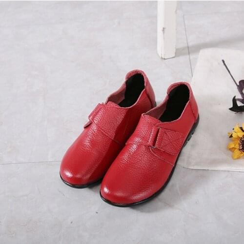 Spring and Autumn Mom Shoes Pumps Middle-Aged and Elderly Non-Slip Flat Leather Shoes Large Size 43 Casual Womens Fashion Shoes