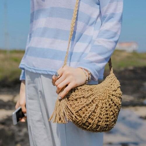 Fashion Women Small Shopping Bags Solid Ladies Bohemian Crossbody Bags Handmade Woven Beach Tassel Bags