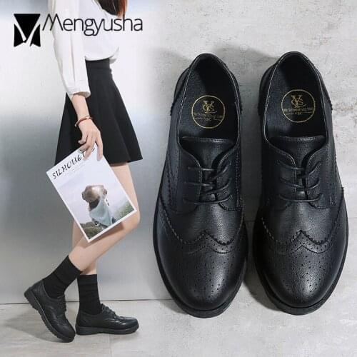 Winter Plush Oxford Shoes Ladies Carving Bullock Retro Leather Flats Women Lace-Up Platform Creepers College Girls Derby Loafers