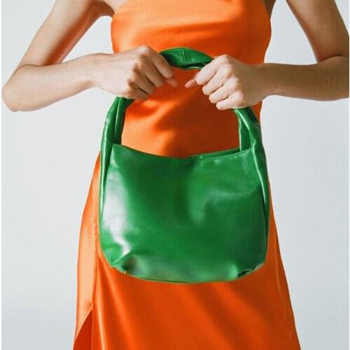 Big Womens Hobo Handbag Designer Soft Leather Tote Bags Unique Design Half Moon Shoulder Bag Female Large Pleated Dumpling Bag