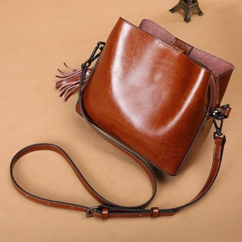 Soft High-Capacity Litchi Grain Women Handbag Large Capacity Leisure Head Layer Cowhide Tassel Versatile Shoulder Bags