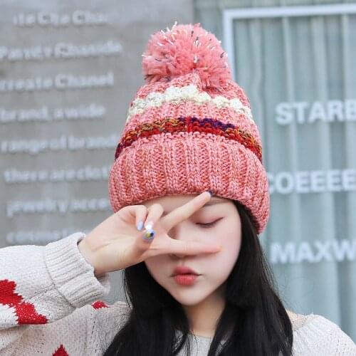 2021 New Korean Womens Hat Winter Plus Velvet Cold-Proof Ear Protection Woolen Hat Fashion Color Matching Thick Knitted Hat