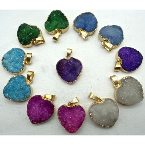 Wholesale Fashion Natural Stone Titanium Quartz Crystal Heart Charm Pendant For Diy Jewelry Making Necklace Accessories 6PCS