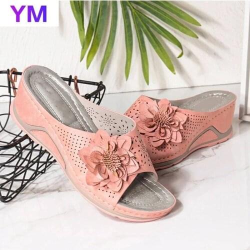 2020 New Women Flower Decoration Hollow Out Slip on Casual Summer Sandals Anti-slip Soles Breathable Confortable Fashion Shoes
