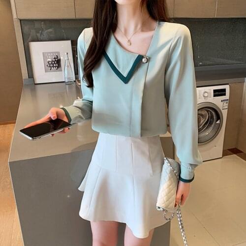 Chikichi 2021 Spring New Korean Style Long-sleeved Diagonal Collar Beaded Green Chiffon Shirt Women Clothing