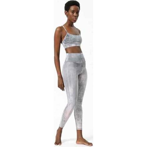 Womens Sportswear 2-Piece Sports Suit High Waist 4-Way Stretch Leggings Stretch Sports Bra Yoga Wear Tie-Dye Design