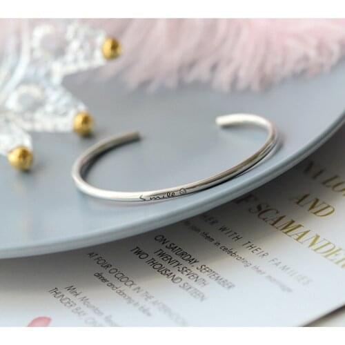 Miuoxion Wholesale Simple Personality Design Jewelry Smiley Glossy Bracelet For Women Feature Namour Charm Gift All Seasons