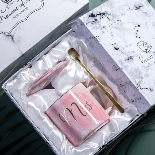 European-style creative couple ceramic mugs drinking cups women with spoon trends men and women household personality milk cups