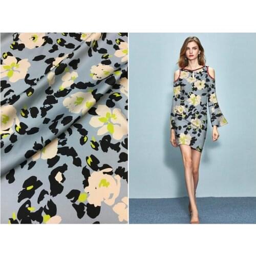 European and American Brand Silk Fabric Elastic Double Joe Fabric Blue Hand-Painted Flowers Printed Dress Shirt Fashion Fabric