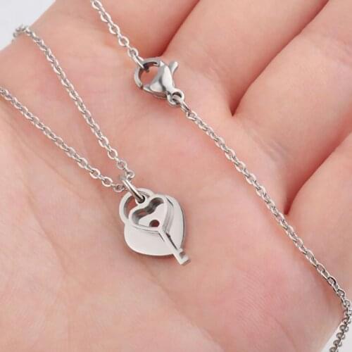 Dropshipping Polishing Stainless Steel 3 Colors Fashion Love Heart & Key Pendant Necklaces Jewelry Gift