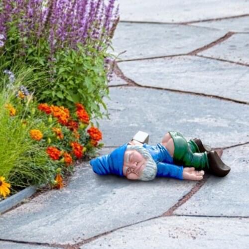 Wrestling doll statue garden decoration Creative Drunk Dwarf Decoration, Dwarf Garden Statue, Resin Crafts Spoof statue 2021