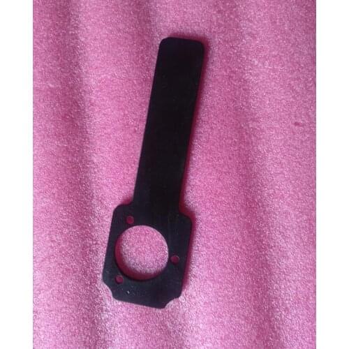 AKM special tool for removing the cover