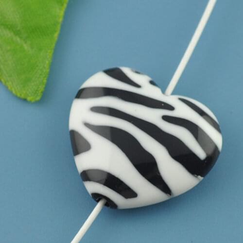 20 Heart Zebra Striped Acrylic Spacer Beads 26x23mm(B06947)