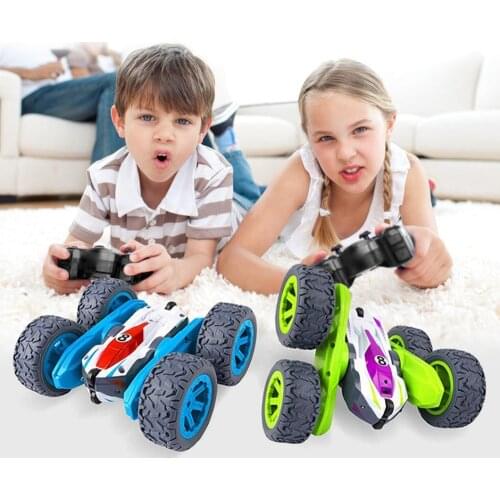 Remote Control Cars Stunt 2.4Ghz RC Car High Speed Flashing 3D Flip roll Green & Blue Electric Race Double S Toys Christmas gift
