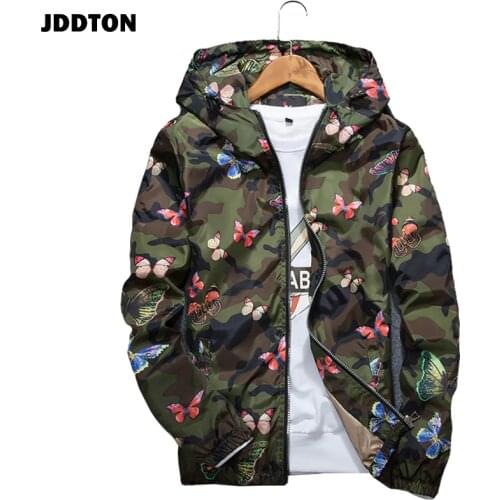 JDDTON Men Camouflage Hoodie Jacket Loose Clothes Sunscreen Hooded Windbreaker Male Butterfly Print Coat Casual Streetwear JE168