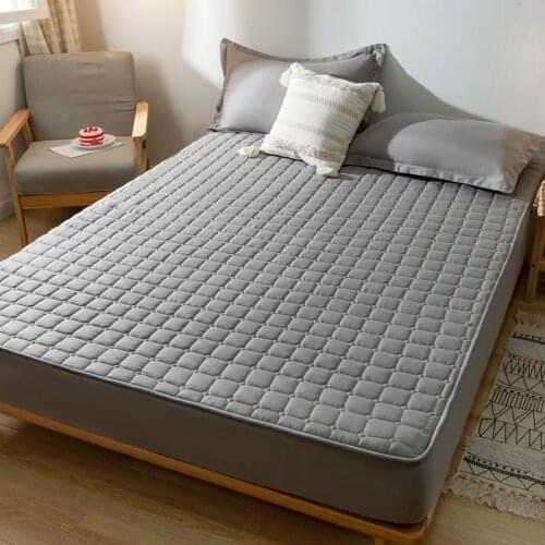 Solid Color Quilted Mattress Cover Non-Slip Fitted Sheet Air-Permeable Bed Pad Mattress Protector With All-Around Elastic Rubber