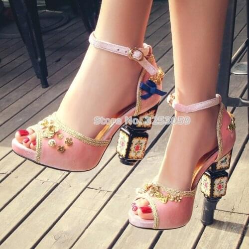 Bohemian Retro Chunky Heel Sandals Luxurious Red Pink Black Velvet Bowtie Shoes Gold Sewing Metal Embellished Pearls Floral Pump