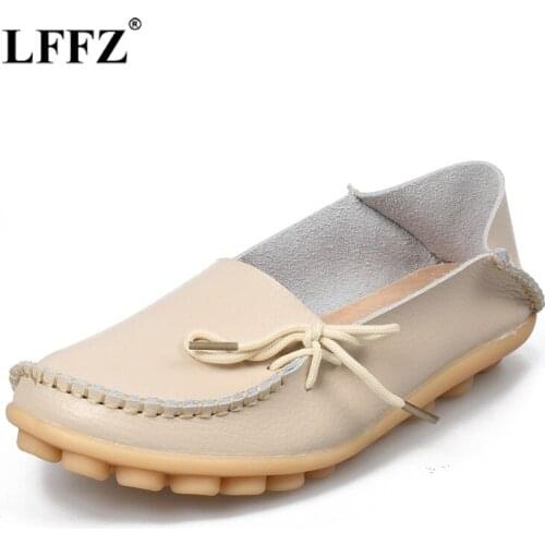 Lzzf 2018 Nurse Slip on Shoes for Women Woman Loafers Flat Moccasins Genuine Leather Casual Ladies Footwear Tenis Big Size