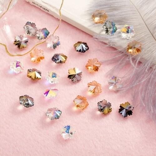 16pcs Multicolor Crystal Beads snowflake Shape Beads Charms Small Pendants for Glass Beads for Jewelry Making Diy Accessories