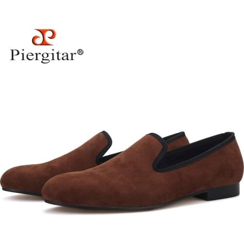 Piergitar handcrafted plain design men velvet shoes British style men smoking slippers party and wedding mens loafers plus size