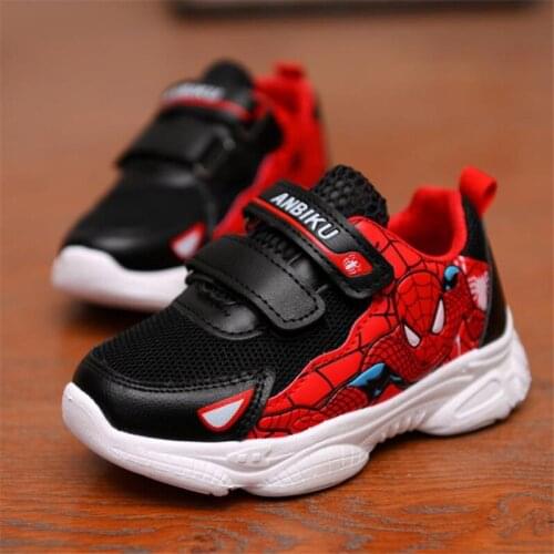 Disney boy sneakers in the spring and autumn 2021 breathable leather shoes cuhk boy student casual shoes of the girls