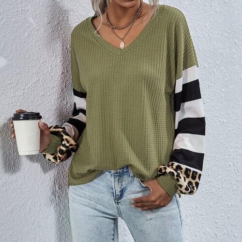 Striped Leopard V-Neck Woman T Shirts Long Sleeve Loose Top Women Autumn Casual Tops Tee Shirts Female Harajuku Mujer Camisetas