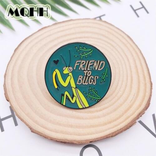 Creative Fun Green Round Enamel Pin Animal Grasshopper Mantis Alloy Brooch Badge Clothes Bag Accessories Jewelry Gift For Friend