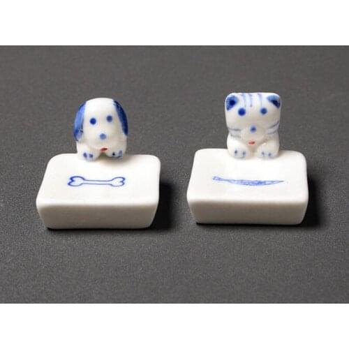 4pcs/set Creative Ceramic Little Cat Dog Chopstick Holder Chopstick Support Chopstick Rack Ceramics Crafts Display Penholder