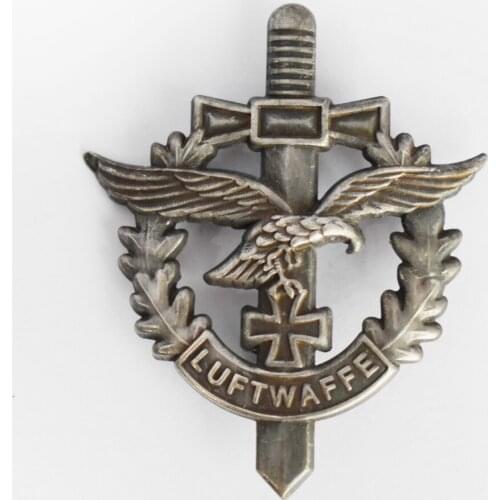 WW2 GERMAN MILITARY LUFTWAFFE WITH IRON CROSS EAGLE BADGE