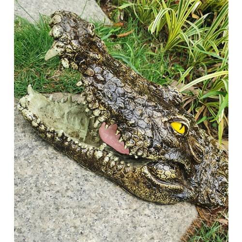 Floating Open Mouth Crocodile Head Water Decoy Garden Pond Art Decor Water Features Imitation Crocodile Fish Pond Decoration