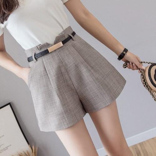 Korean Brief Design Solid Color Suit Shorts For Women 2020 Fashion High Waist Wide Leg Shorts With Belt Summer Casual Shorts
