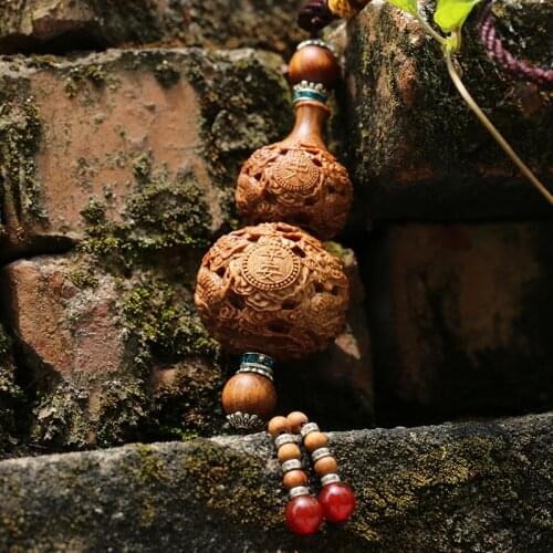 6cm Dragon Pattern Gourd Wood Carving Gifts Peace Figurines Car Pendant Ornaments