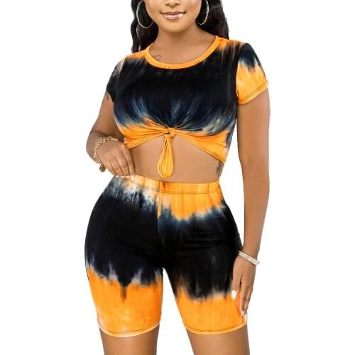 Women’s Leisure Suit, Stylish Tie-Dyed O-Neck Short-Sleeves T-Shirt + Elastic-Waist Slim Shorts Outfit for Ladies Casual Suits