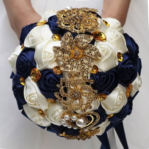 Wedding Supplies Artificial Flowers Festive Bouquets Bridal Rose Fashionable Korean Flashing Rhinestone Alloy Top Quality