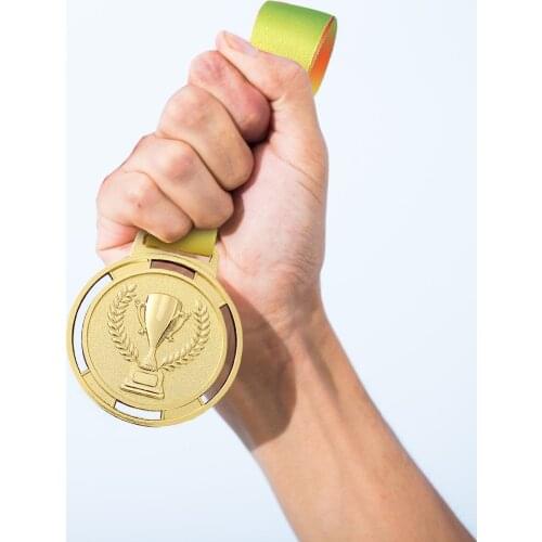 Gold Silver Copper Award Torch Medal Winner Reward Sport Competition Zinc Alloy Souvenir Game Prize 6.5cm with Ribbon Strap