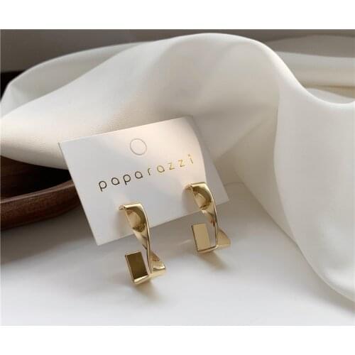 Geometric Square Twisted Metal Irregular Earrings Retro Fashion Simple Personality Small Stud Earrings Girl Women Jewelry Gift