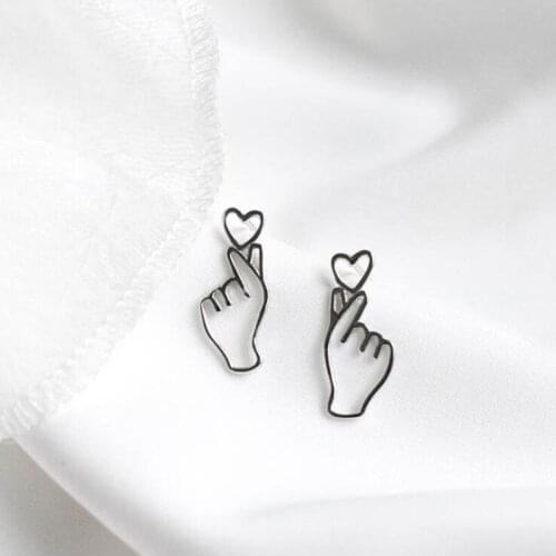Hot Sale Heart Stud Earrings For Women Statement Real 925 Sterling Silver Hand Shaped Earring Party Gifts Fashion Jewelry Gifts