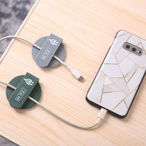 3Pcs/Set Multifunction Power Plug Socket Plug Hook For Household Kitchen Supplies Self-adhesive Cable Organizer